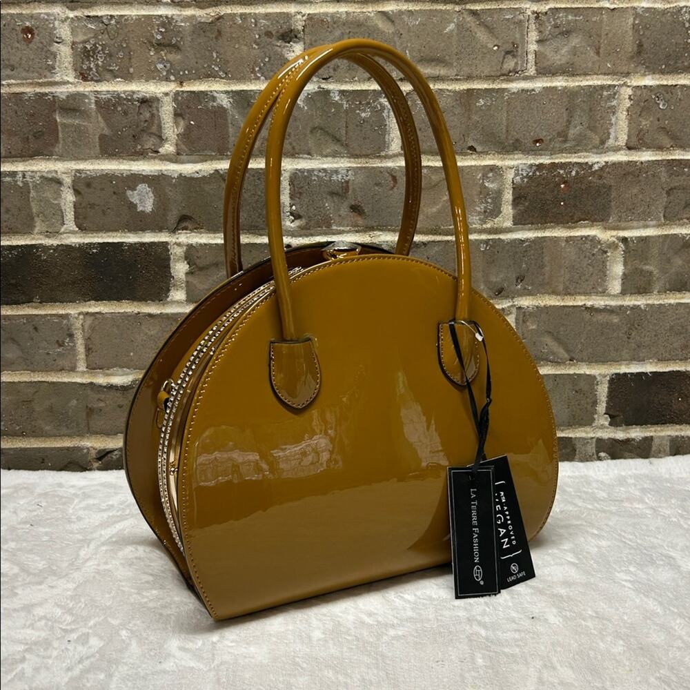 La Terre Fashion Vegan Leather Equestrian Brown Circular Bag Purse Diamond NWT - Picture 2 of 10